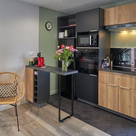 Centre ville à pied Appt avec SAUNA, Linge, Wifi, Stationnement Gratuit Vannes Extérieur photo