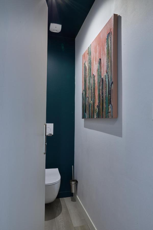 Centre ville à pied Appt avec SAUNA, Linge, Wifi, Stationnement Gratuit Vannes Extérieur photo